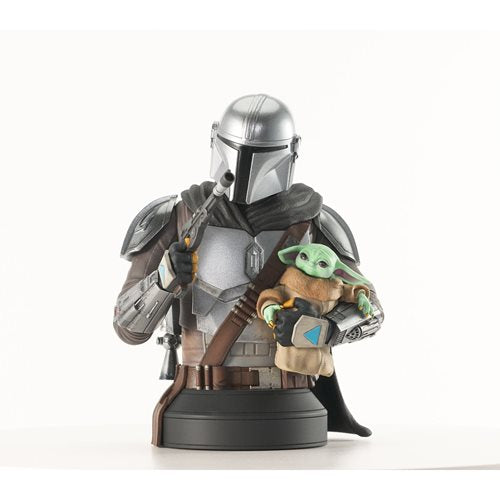 Star Wars: Mandalorian with Grogu 1:6 Scale Mini-Bust - PX