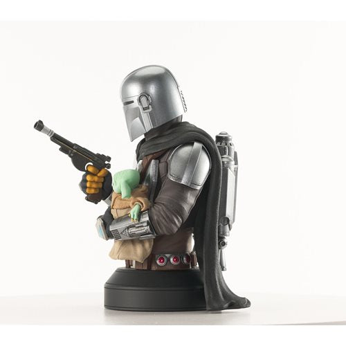 Star Wars: Mandalorian with Grogu 1:6 Scale Mini-Bust - PX