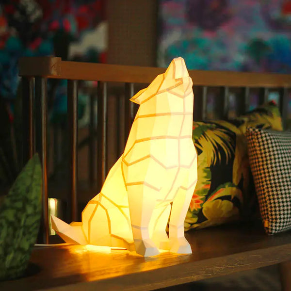 Wolf 3D Paper Model, Lamp